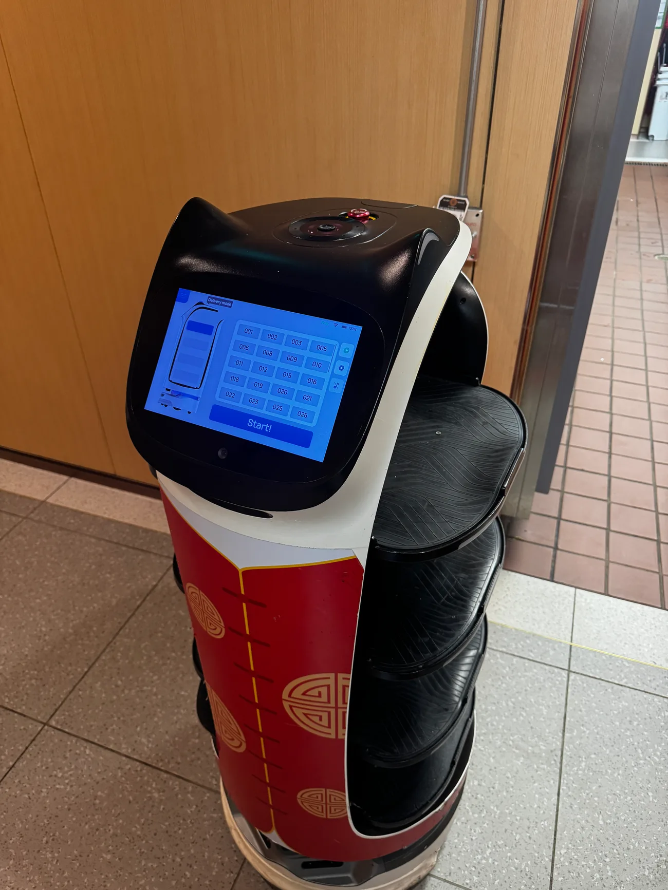Real restaurant service robot at Haidilao San Diego